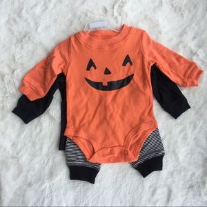 Carter's 3-piece set 3m Halloween skeleton NWT